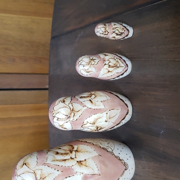 Vintage Russian Hand Painted Nesting Dolls - Picture 6 of 12